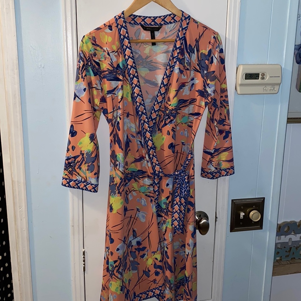 EUC BCBG Limited addition  Adele coral combo size small wrap dress